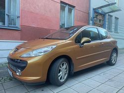 Röd Begagnad 2007 Peugeot 207 Sport Halvkombi | 23 000 kr (Marknadspris)