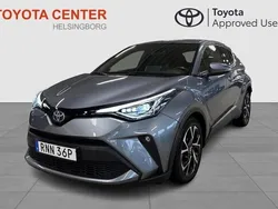 Grå Begagnad 2020 Toyota C-HR Edition SUV | 274 500 kr (Marknadspris)