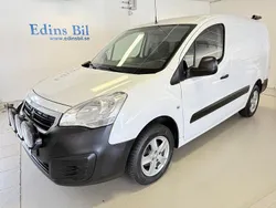 Vit Begagnad 2017 Peugeot Partner Minibuss | 59 000 kr (Marknadspris)