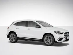 Vit Ny 2024 Mercedes GLA250 AMG SUV | 588 600 kr