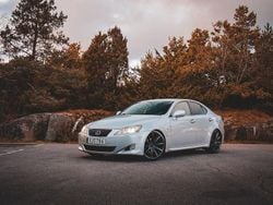 Silver Begagnad 2005 Lexus IS250 Sedan | 67 900 kr (Lite dyr)