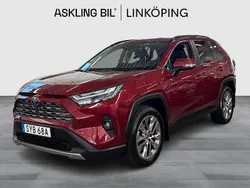 Röd Begagnad 2024 Toyota RAV4 Hybrid Executive SUV | 489 000 kr (Marknadspris)