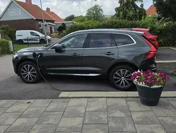 Grå Begagnad 2021 Volvo XC60 SUV | 430 000 kr (Marknadspris)