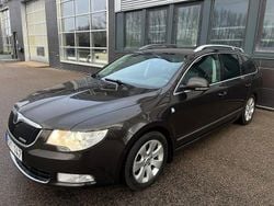Brun Begagnad 2012 Skoda Superb Elegance Kombi | 49 900 kr (Bra pris)