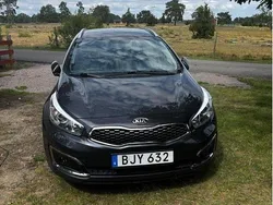 Grå Begagnad 2018 Kia Ceed Sportswagon Kombi | 125 000 kr (Marknadspris)