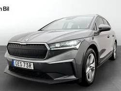 Grå Begagnad 2023 Skoda Enyaq iV SUV | 449 500 kr (Superpris)