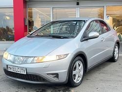 Silver Begagnad 2007 Honda Civic Sport Halvkombi | 39 500 kr (Marknadspris)