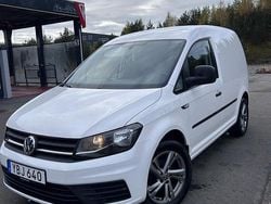 Vit Begagnad 2016 VW Caddy Minibuss | 99 000 kr (Lite dyr)