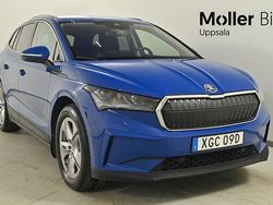 Blå (energy blue) Begagnad 2022 Skoda Enyaq iV SUV | 369 900 kr (Marknadspris)