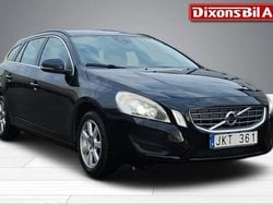 Svart Begagnad 2012 Volvo V60 Momentum Kombi | 89 000 kr (Marknadspris)