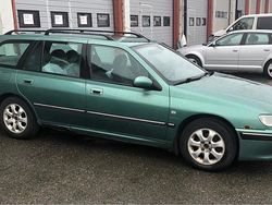 Grön Begagnad 2001 Peugeot 406 Kombi | 10 000 kr