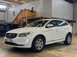 Vit Begagnad 2013 Volvo XC60 Summum SUV | 139 900 kr (Marknadspris)
