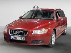 Röd Begagnad 2010 Volvo V70 Summum Kombi | 29 900 kr (Superpris)
