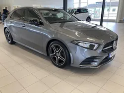 Mörkgrå (mgrå) Begagnad 2020 Mercedes A180 AMG line Halvkombi | 229 900 kr (Superpris)