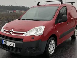 Röd Begagnad 2010 Citroën Berlingo Minibuss | 35 000 kr (Bra pris)