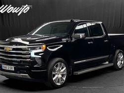 Svart Begagnad 2023 Chevrolet Silverado SE Van | 895 800 kr (Marknadspris)