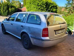Silver Begagnad 2001 Skoda Octavia Tour Kombi | 2 000 kr (Superpris)