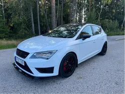 Vit Begagnad 2014 Cupra Leon Halvkombi | 145 500 kr