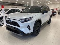 Vit Ny 2025 Toyota RAV4 Hybrid Style SUV | 508 900 kr (Lite dyr)