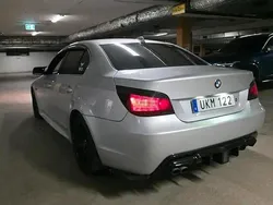 Grå Begagnad 2004 BMW 530 M Sport Sedan | 65 000 kr (Bra pris)