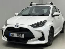 Vit Begagnad 2021 Toyota Yaris | 96 000 kr