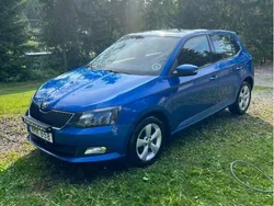 Blå Begagnad 2015 Skoda Fabia Elegance Halvkombi | 57 500 kr (Marknadspris)