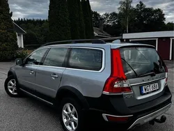 Silver Begagnad 2015 Volvo XC70 Momentum SUV | 265 000 kr (Dyr)