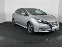 Silver metallic Begagnad 2020 Nissan Leaf Halvkombi | 245 000 kr