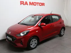 Röd Begagnad 2024 Hyundai i10 Essential Halvkombi | 168 900 kr (Marknadspris)