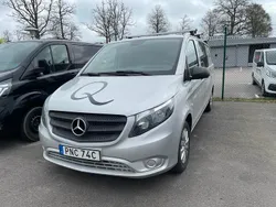 Silver metallic Begagnad 2019 Mercedes Vito Minibuss | 349 000 kr