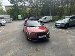 Röd Begagnad 2007 Audi A4 Comfort Sedan | 40 000 kr (Dyr)