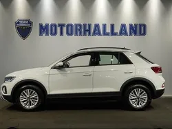 Vit Begagnad 2022 VW T-Roc Life SUV | 214 900 kr (Marknadspris)