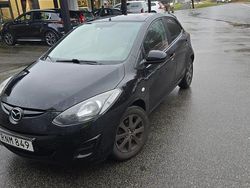 Begagnad 2015 Mazda 2 Halvkombi | 57 000 kr (Superpris)