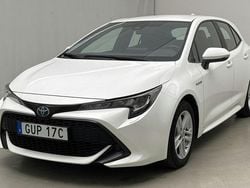 Vit Begagnad 2021 Toyota Corolla Active | 204 900 kr (Superpris)