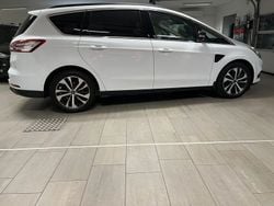 Vit Begagnad 2016 Ford S-MAX Business Edition Minibuss | 195 000 kr (Marknadspris)