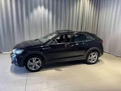 Svart Begagnad 2024 VW Taigo R-line SUV | 259 900 kr (Marknadspris)
