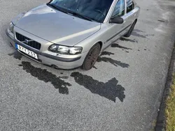 Brun Begagnad 2001 Volvo S60 Sedan | 8 000 kr (Superpris)
