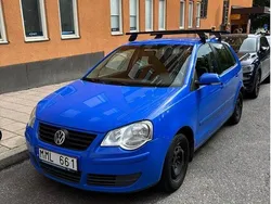 Blå Begagnad 2007 VW Polo Comfortline Halvkombi | 40 000 kr (Lite dyr)