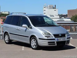 Silver Begagnad 2004 Fiat Ulysse Minibuss | 39 900 kr