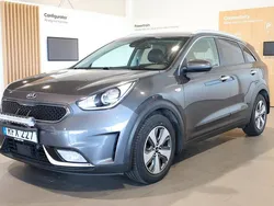 Grå Begagnad 2016 Kia Niro SUV | 134 800 kr (Marknadspris)
