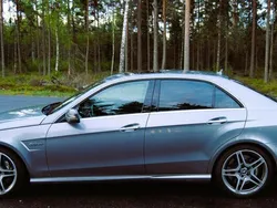 Grå Begagnad 2010 Mercedes E63 AMG AMG Sedan | 299 000 kr (Bra pris)