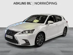 Vit Begagnad 2019 Lexus CT200h Halvkombi | 194 000 kr (Marknadspris)