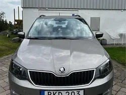 Brun Begagnad 2016 Skoda Fabia Style Kombi | 99 000 kr (Marknadspris)