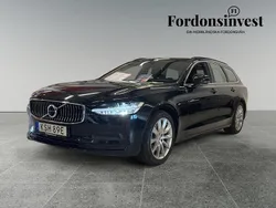 Svart Begagnad 2022 Volvo V90 Momentum Kombi | 325 000 kr (Marknadspris)