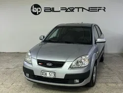 Silver Begagnad 2005 Kia Rio Halvkombi | 34 900 kr (Lite dyr)