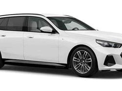 Vit Ny 2025 BMW 530e Kombi | 729 900 kr