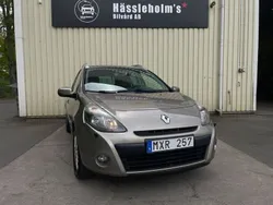 Ljusbrun (brun) Begagnad 2010 Renault Clio GrandTour Kombi | 38 900 kr (Marknadspris)