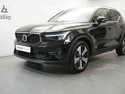 Svart Begagnad 2023 Volvo XC40 SUV | 439 900 kr