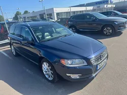 Blå Begagnad 2014 Volvo V70 Summum Kombi | 139 800 kr (Marknadspris)