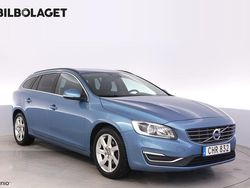 Blå Begagnad 2014 Volvo V60 Momentum Kombi | 134 800 kr (Marknadspris)